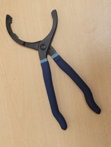 12″ Oil Filter Pliers