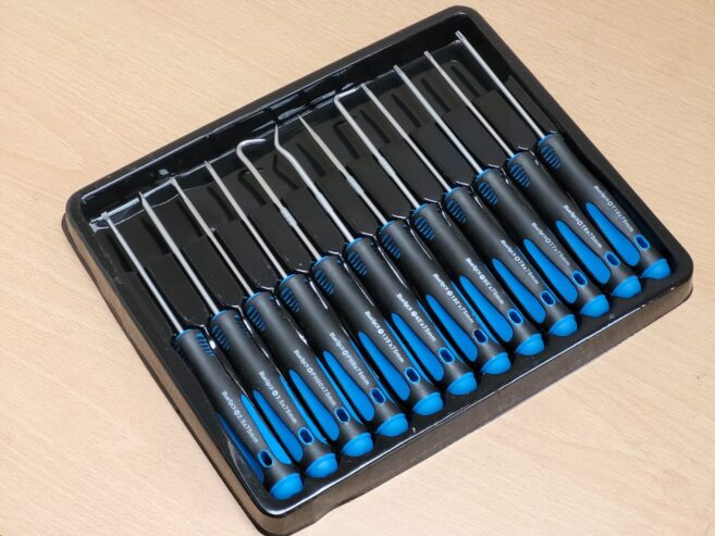 12 pce Precision Screwdriver & Pick Set