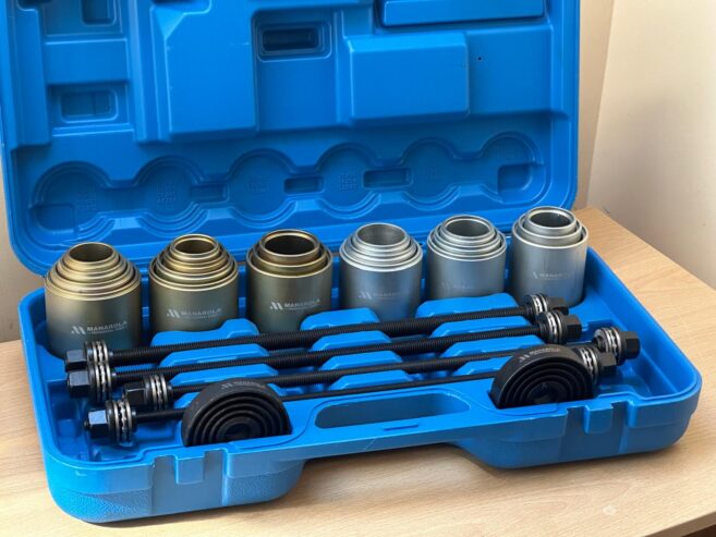 26 Piece Bush & Bearing Pull and Press Sleeve Kit