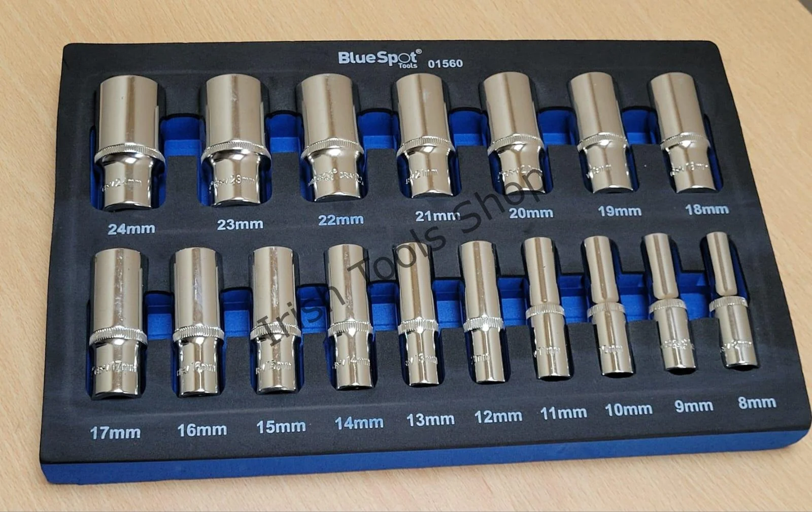 17 Piece 3/8″ Drive Metric 12 Point Deep Sockets (8-24mm) (Eva Foam)