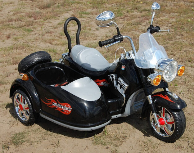 Harley Style 12V Electric Ride On Motorbike with Side Car Black