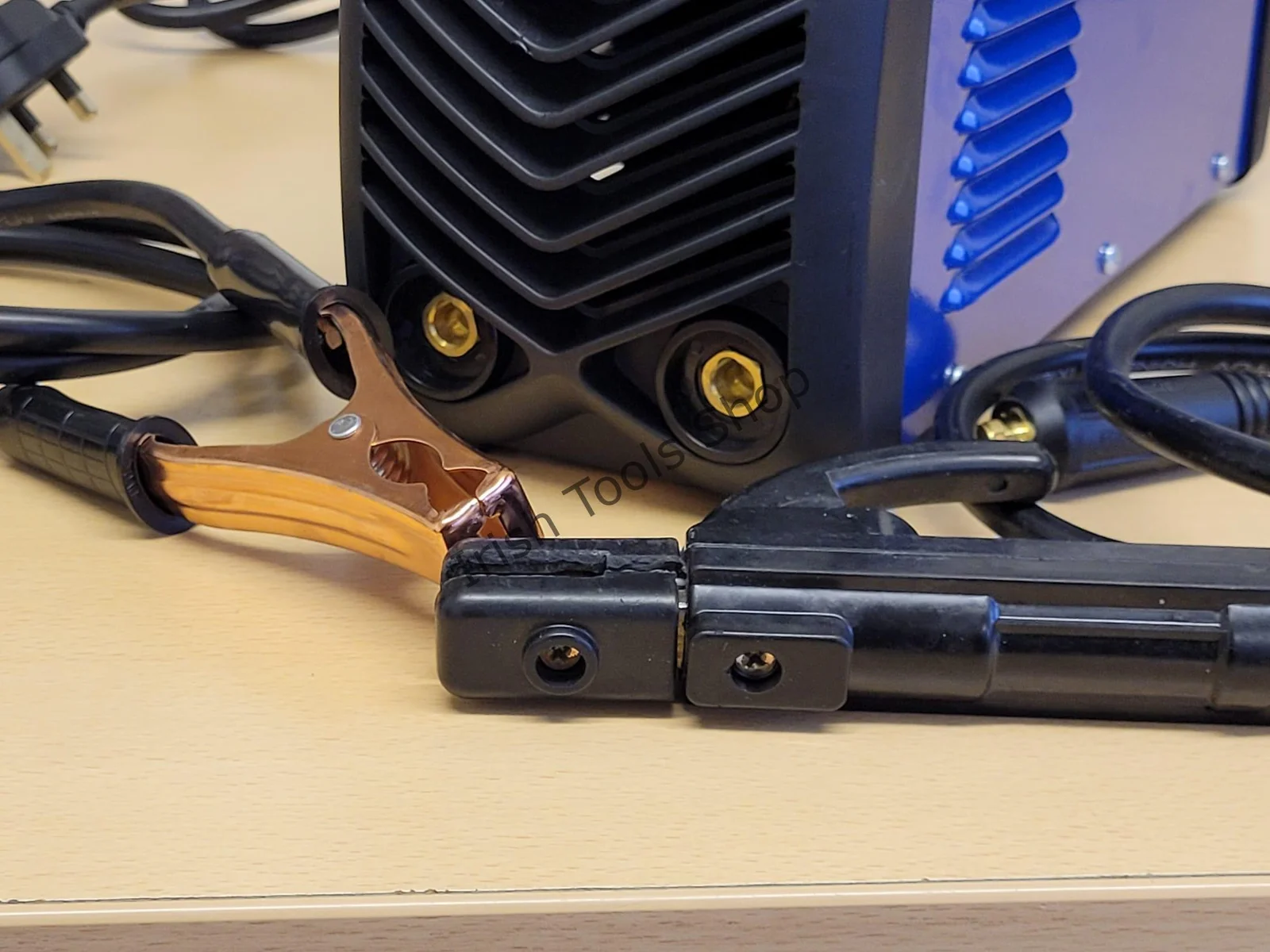 MMA ARC Welder Inverter Gasless 250 Amp DC Anti-Stick Welding Machine 240V AC With Welding Mask