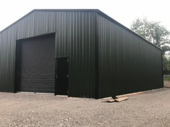 47ft 3inc x 30ft x 12ft timber purlins
