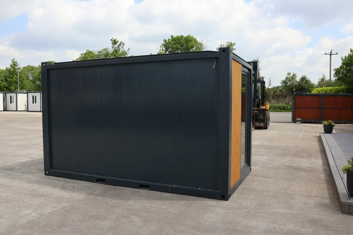 4m Garden Unit