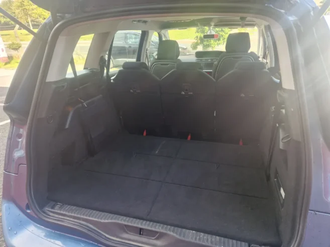 7 Seater Citroen C4 2015