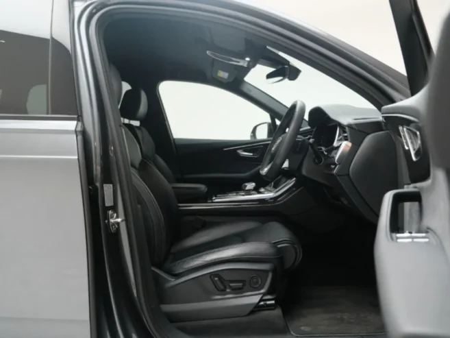 Audi Q7 S Line 55 Tfsi E Black Edition Quattro