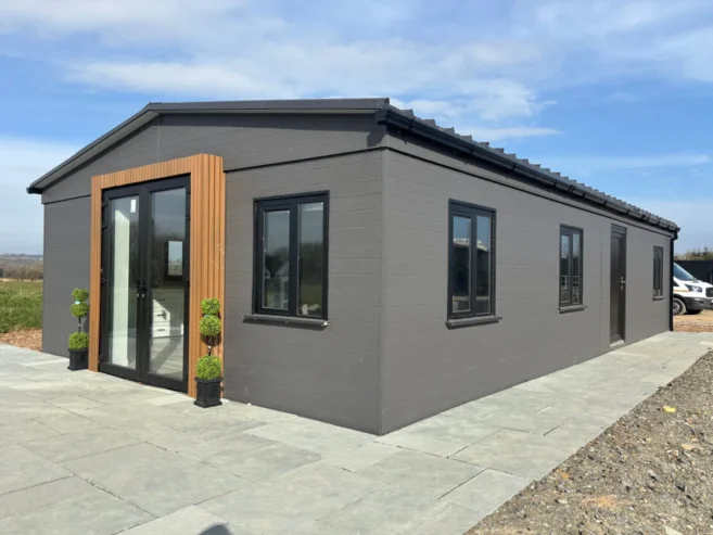 MODULAR HOUSE
