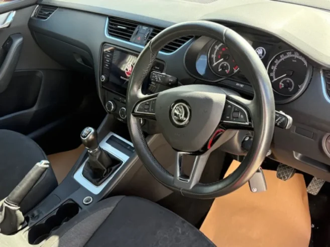 Skoda Octavia 2021 1.0 NCT 2027