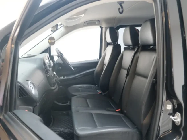 Mercedes-Benz Vito Tourer Select 114 9 Seater