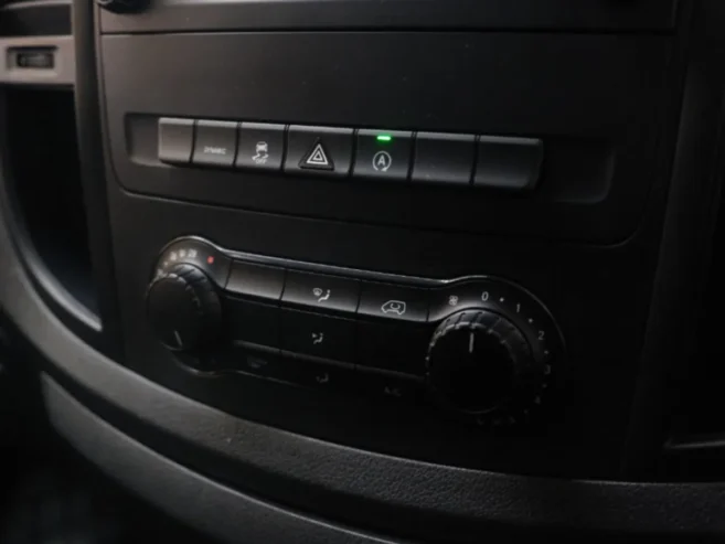 Mercedes-Benz Vito Tourer Select 114 9 Seater