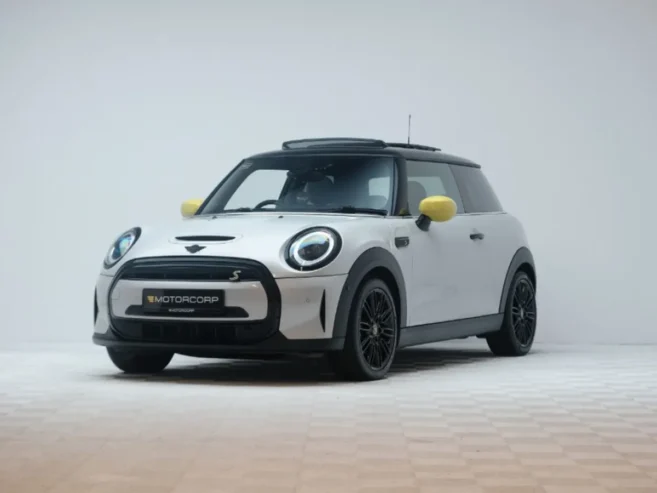 MINI Cooper S Cooper S Electric Level 3 pan Roof