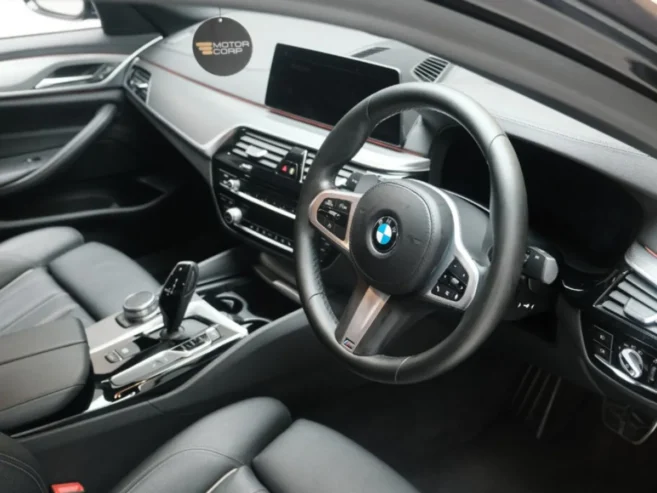 BMW 5 Series 530E M Sport