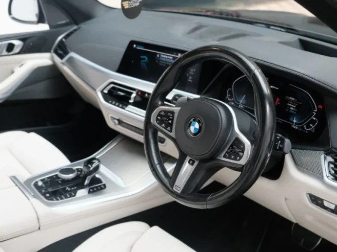 BMW X5 45E M Sport Xdrive huge Spec