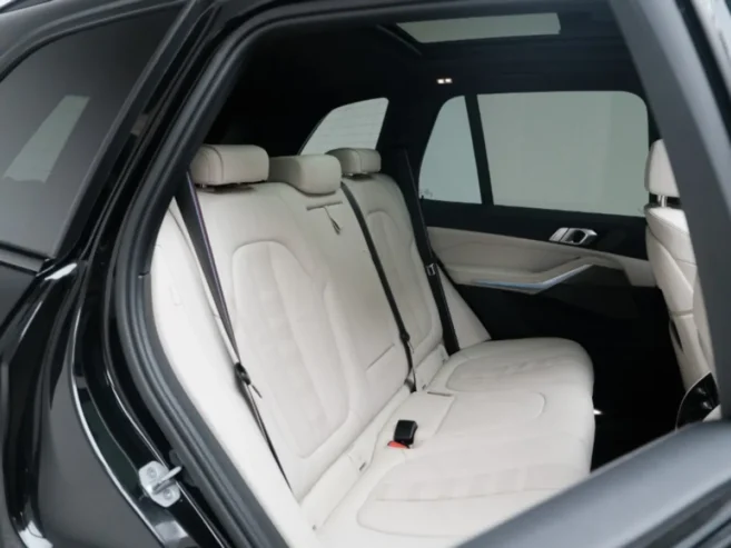 BMW X5 45E M Sport Xdrive huge Spec