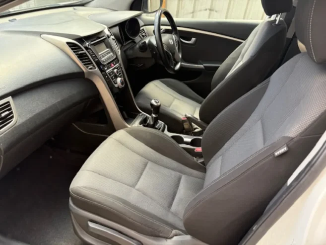 Hyundai i30 2015 1.6 DIESEL NCT 2026