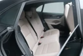 Porsche Macan 4 huge Spec