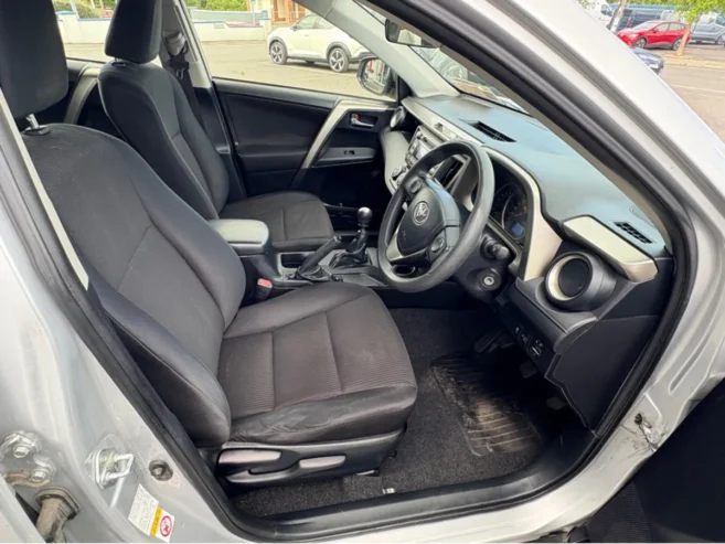 Toyota RAV4 RAV4 2.0 D-4D AURA 2WD 4DR