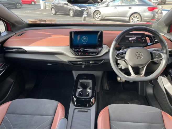 Volkswagen ID.4 PRO 128 KW LIFE 77KWH 174BHP 5DR