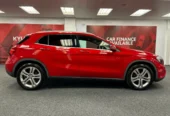 Mercedes-Benz GLA GLA 180 1.6 – LUXURY SUV – REVER