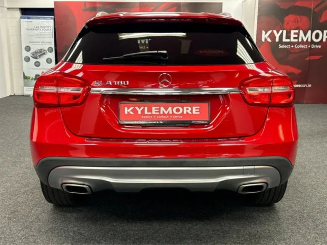 Mercedes-Benz GLA GLA 180 1.6 – LUXURY SUV – REVER