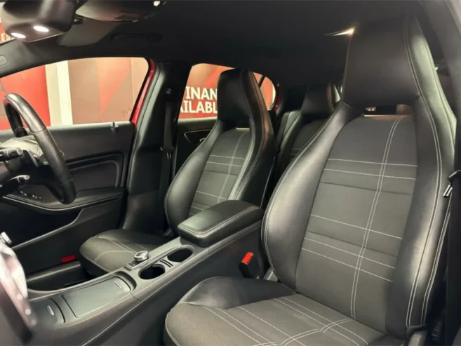 Mercedes-Benz GLA GLA 180 1.6 – LUXURY SUV – REVER
