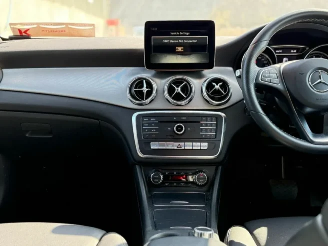 Mercedes-Benz GLA 1.6 AUTOMATIC