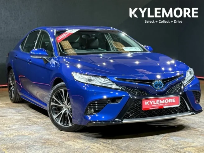 Toyota Camry 2.5 HYBRID – AUTOMATIC – LEATHER INTE