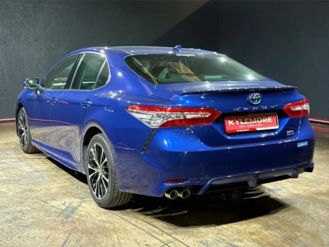 Toyota Camry 2.5 HYBRID – AUTOMATIC – LEATHER INTE