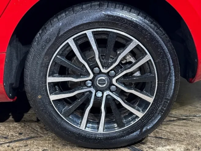 Volvo V40 1.5 AUTOMATIC – SPEED LIMITER – ALLOY WH