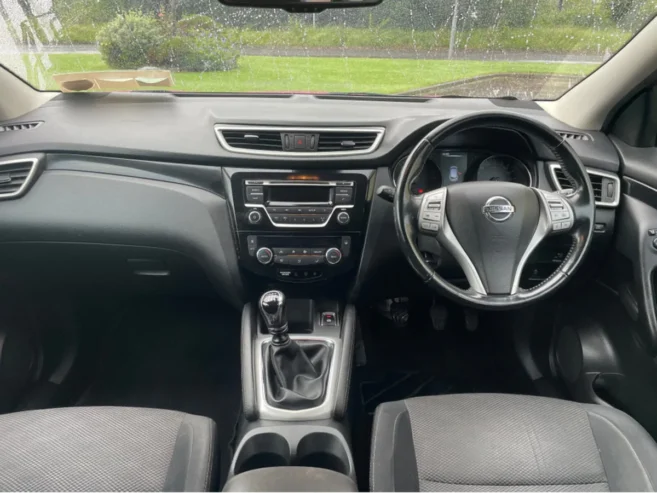 Nissan Qashqai 1.5 SV SAFETY PK E6 4DR