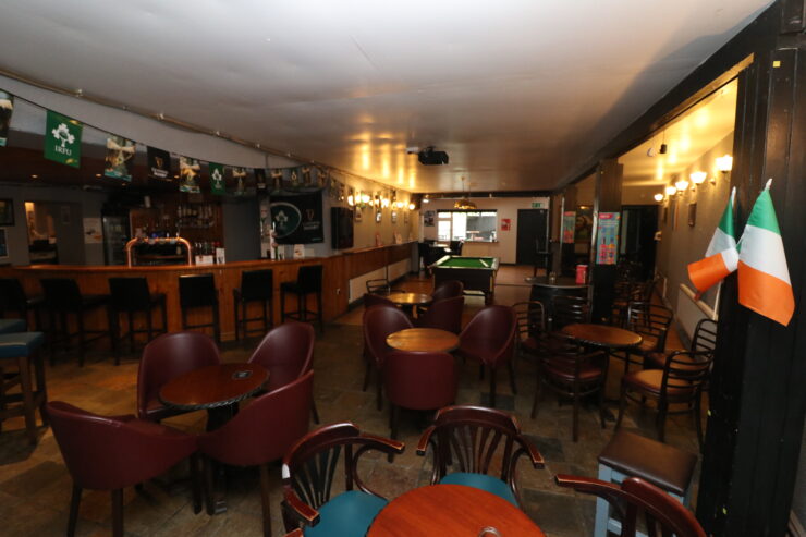 THE COUNTRYMAN, Church Street, Ballinasloe, Co. Galway, H53P282