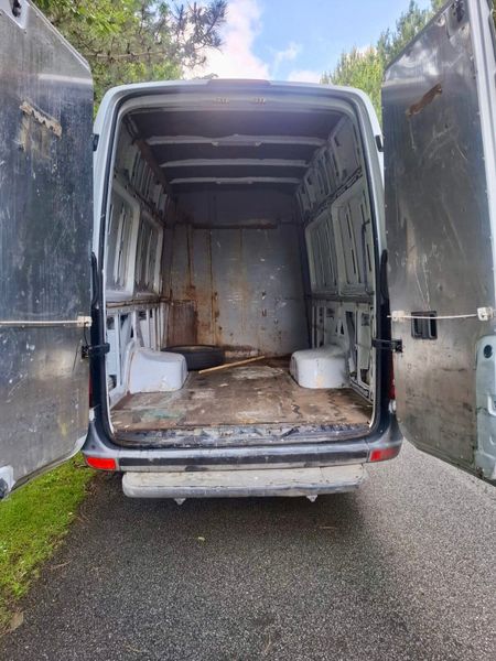 Mercedes Sprinter Crew cab 2015 DOE6/26