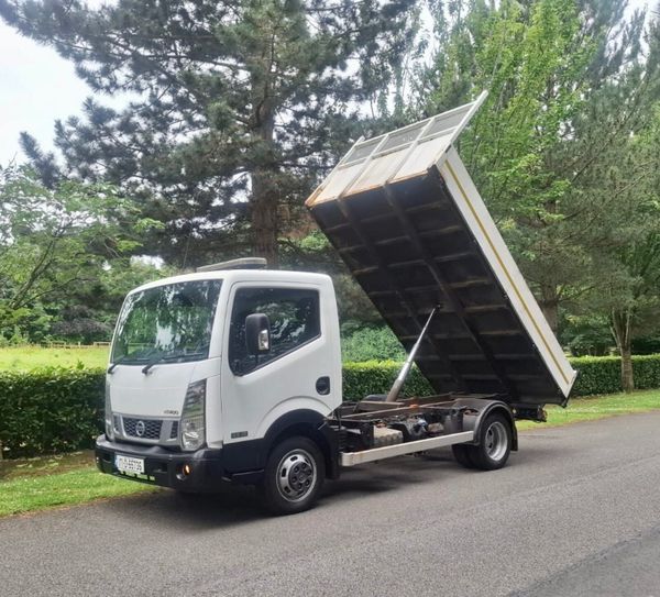 Nissan Cabstar TIPPER 4.5 Tonne 2017 DOE 7/25