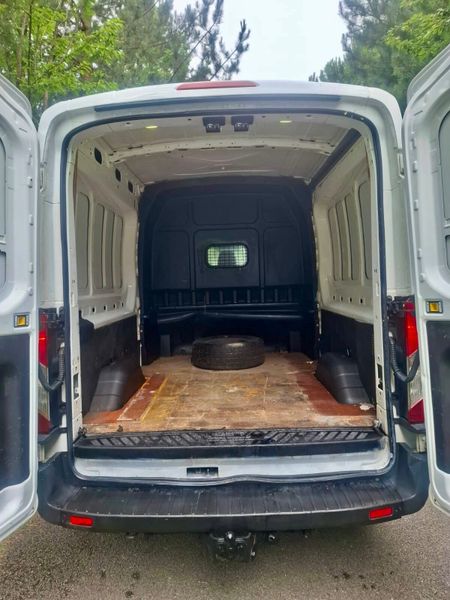Ford Transit 2018 CREW CAB DOE 6/26