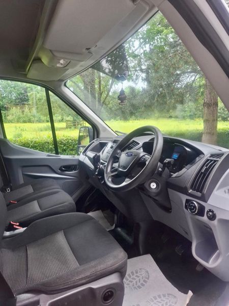 Ford Transit 2018 CREW CAB DOE 6/26