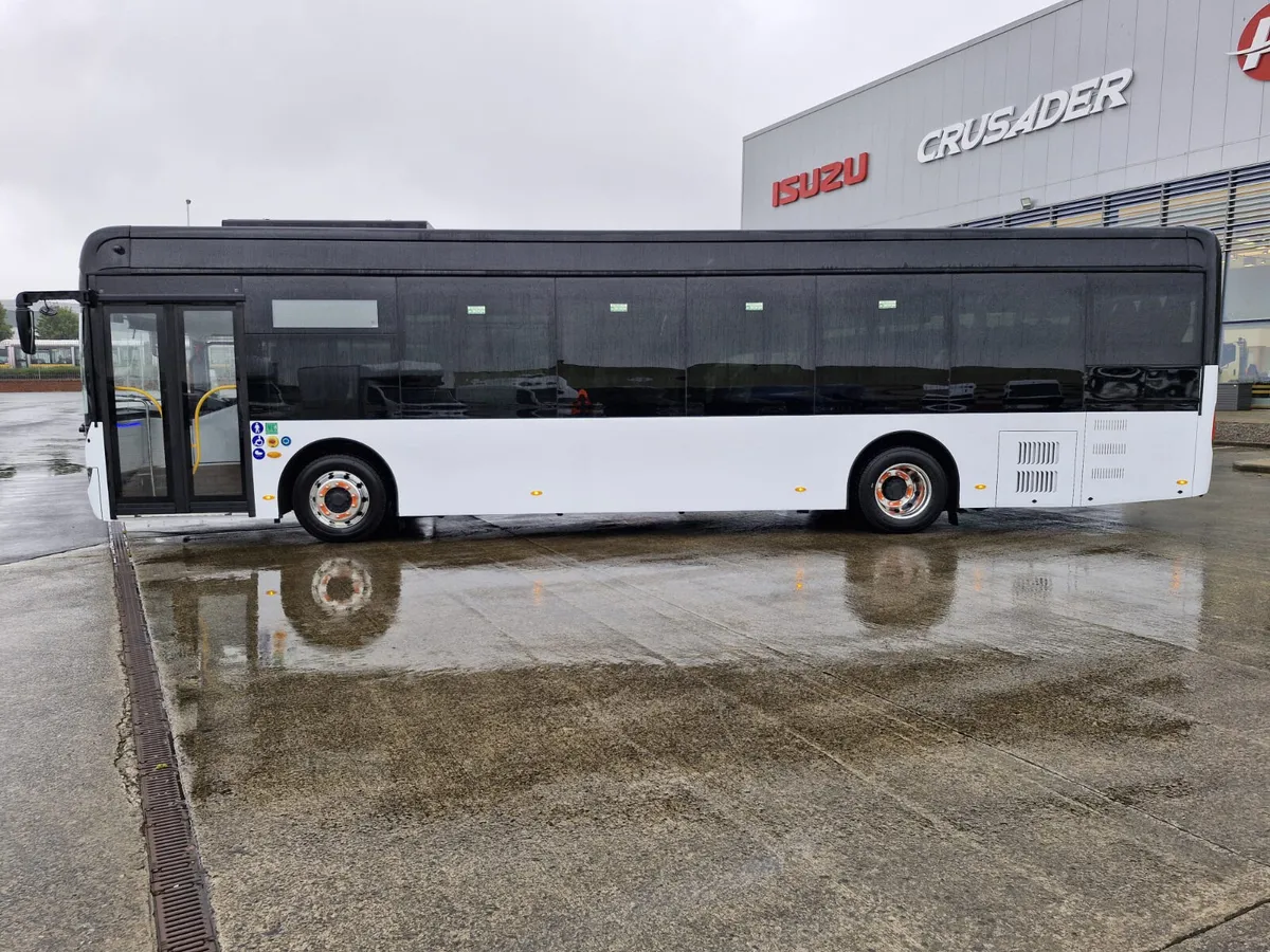 Higer Azure 46 Seat Low Floor Electric Bus