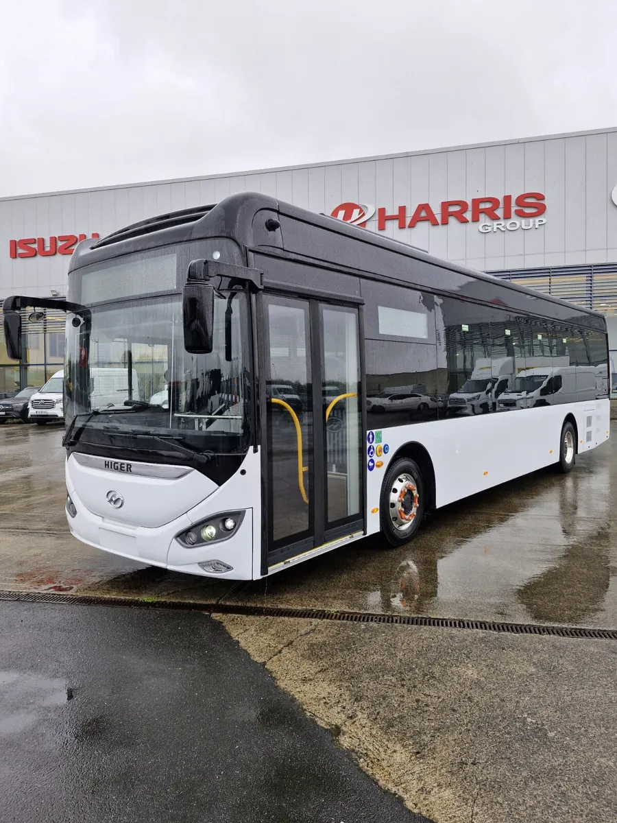 Higer Azure 46 Seat Low Floor Electric Bus