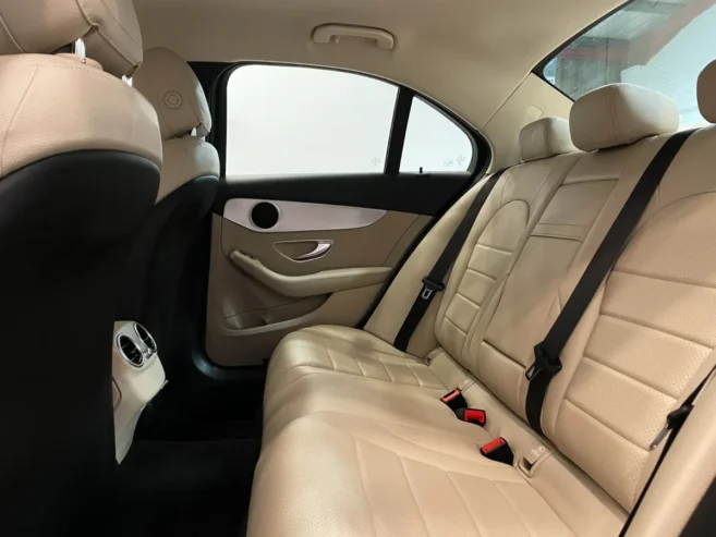FULLY KITTED MB C200D AMG LINE NIGHT EDITION 2019