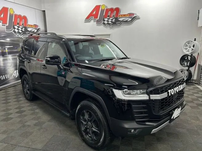TOYOTA LANDCRUISER 300 GR SPORT DIESEL 2023