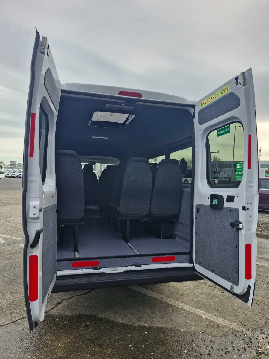 VAUXHALL MOVANO 232 MINIBUS – IN STOCK