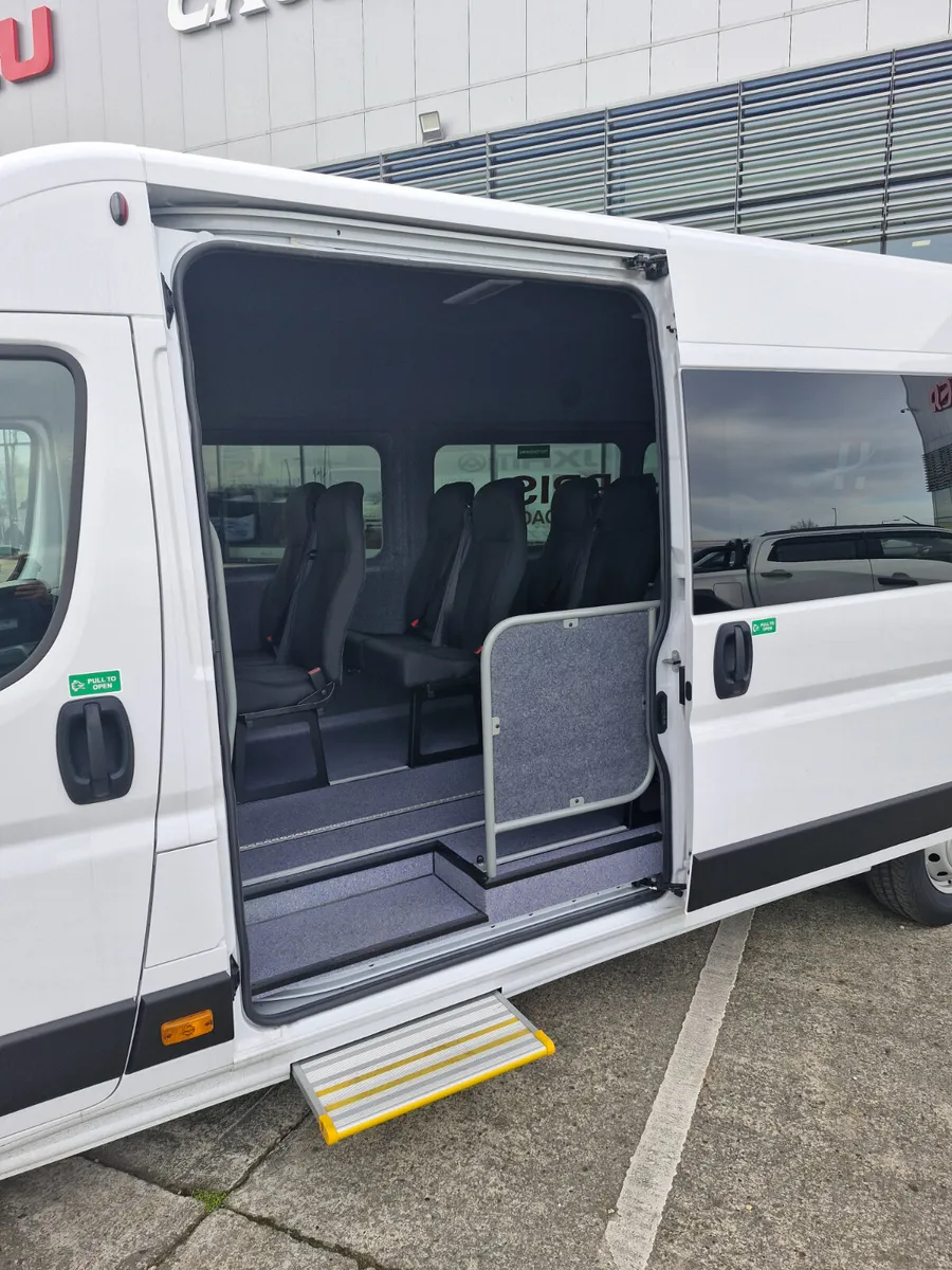 VAUXHALL MOVANO 232 MINIBUS – IN STOCK