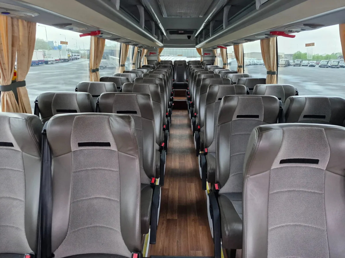 HIGER SUPER 9 COACH 2021