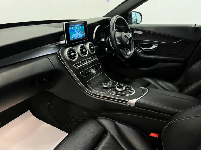LOVELY MB C220 AMG LINE ESTATE 2018