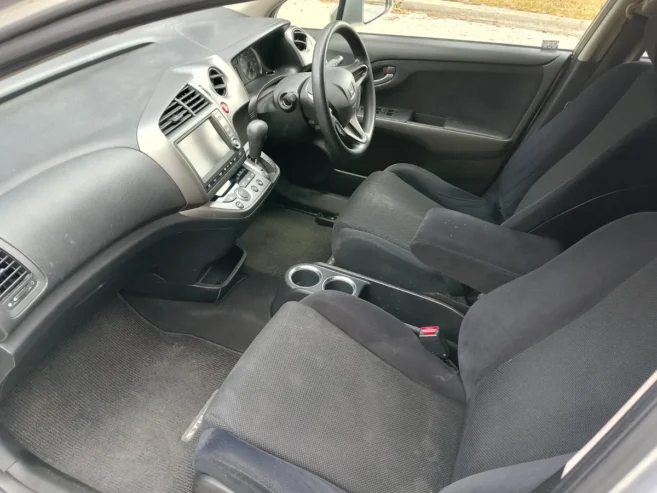 Honda Stream Auto Reverse Cam NCTED 7 seater
