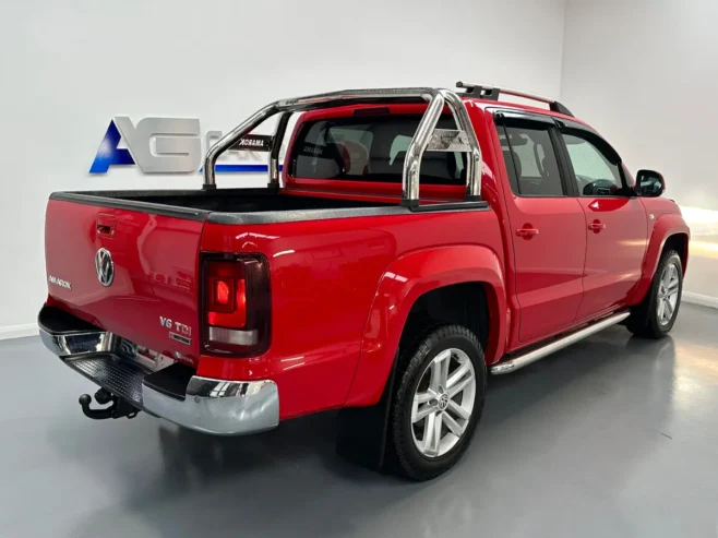 2018 Volkswagen Amarok 3.0 V6 Highline **RED**