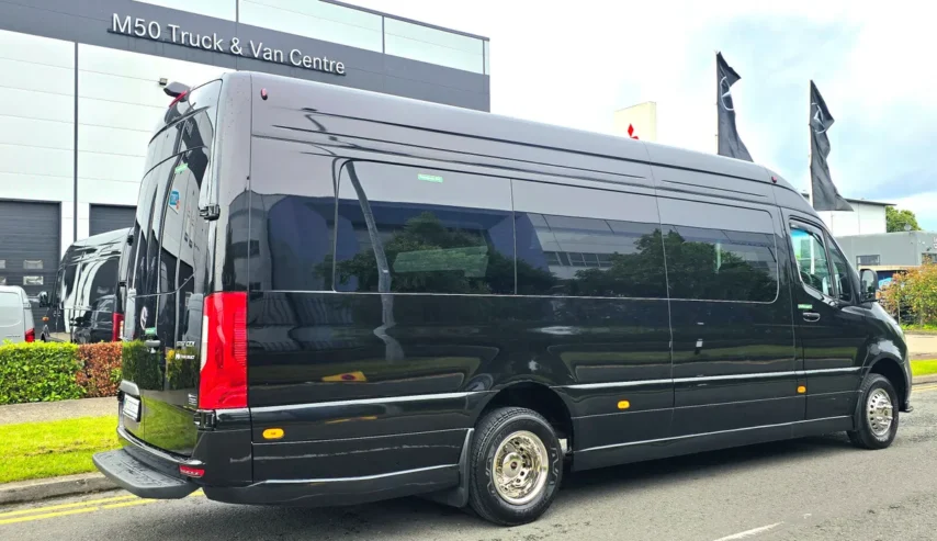 Mercedes Sprinter M50 Tour Select 16 seat