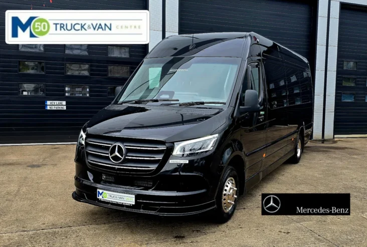 Mercedes Sprinter M50 Tour Select 16 seat