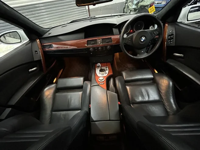 BMW M5 5.0 V10 JDM IMPORT 2005