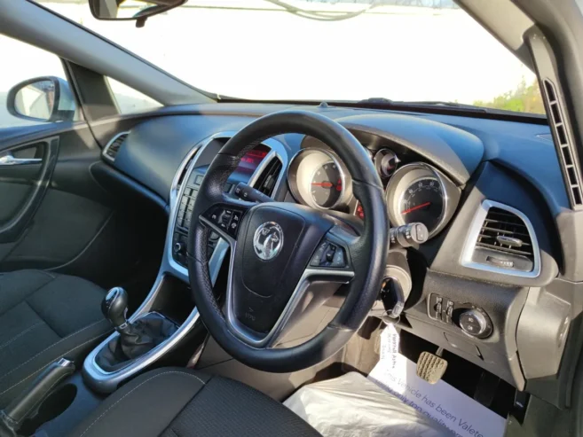 Opel/Vauxhall Astra 2015 1.4 SRI 140BHP