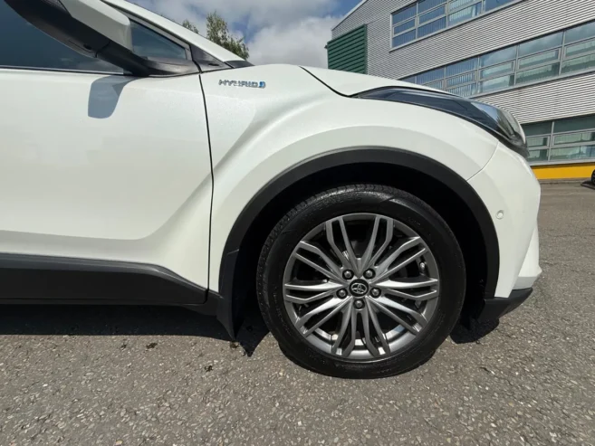 Toyota C-HR 1.8 Hybrid Sol Automatic